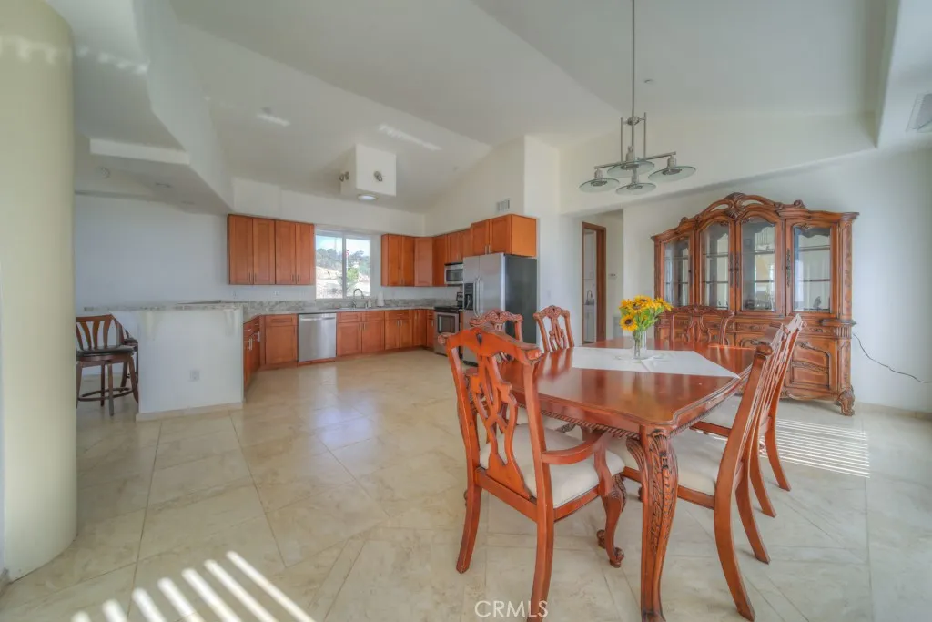 https://cdn.realtyfeed.com/cdn/127/306707396/4f5eaac19229e522b2a2513770a77ec9.webp