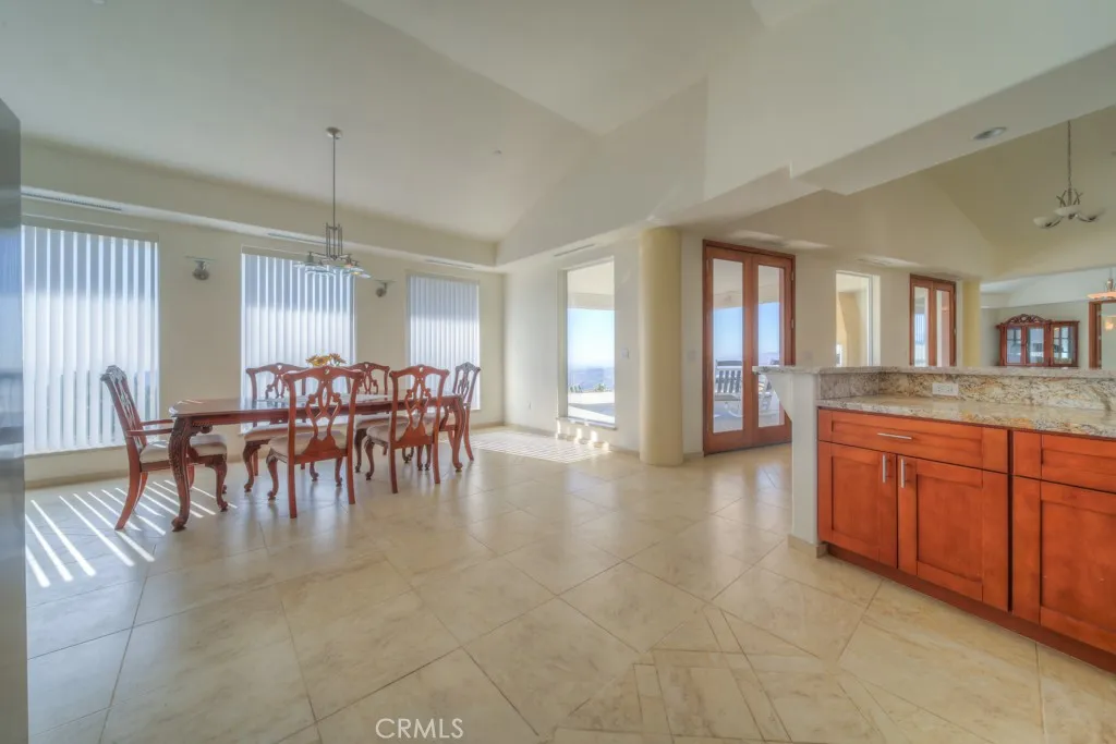 https://cdn.realtyfeed.com/cdn/127/306707396/a1d2d355c3296bae91bd0bb521d77fbc.webp