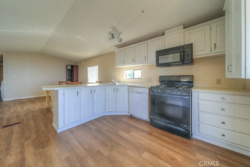 https://cdn.realtyfeed.com/cdn/127/306707396/cab4fc355b3ed5b2f9520ab642e4805b.webp