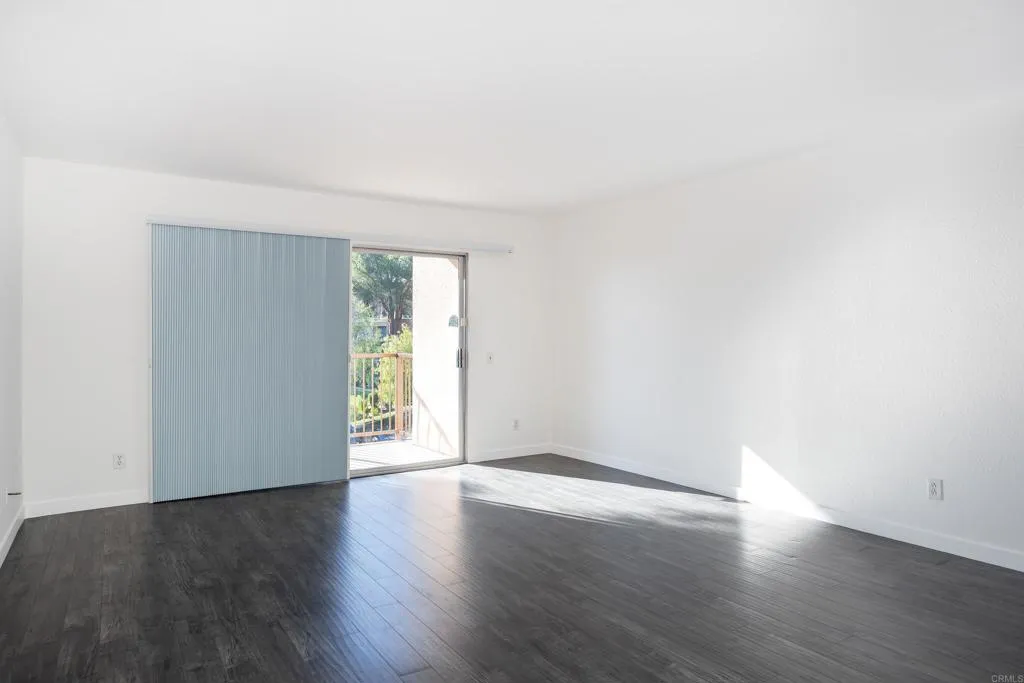 https://cdn.realtyfeed.com/cdn/127/306707408/126e6487dd6e768488ae88838a8ac0a7.webp