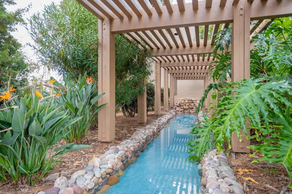 https://cdn.realtyfeed.com/cdn/127/306707408/80ff3d715d5db2d2f34233704464d07e.webp