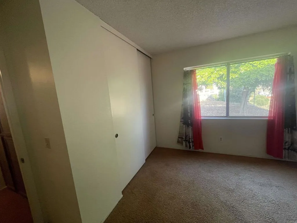 https://cdn.realtyfeed.com/cdn/127/306707429/50e0b019e33d15ac13f8cd3ed79b2b17.webp