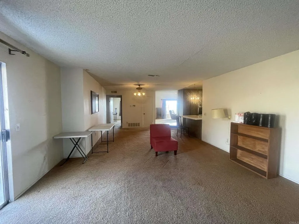 https://cdn.realtyfeed.com/cdn/127/306707429/6f8f8913ee3f63d1b4d863a2a0653c4a.webp