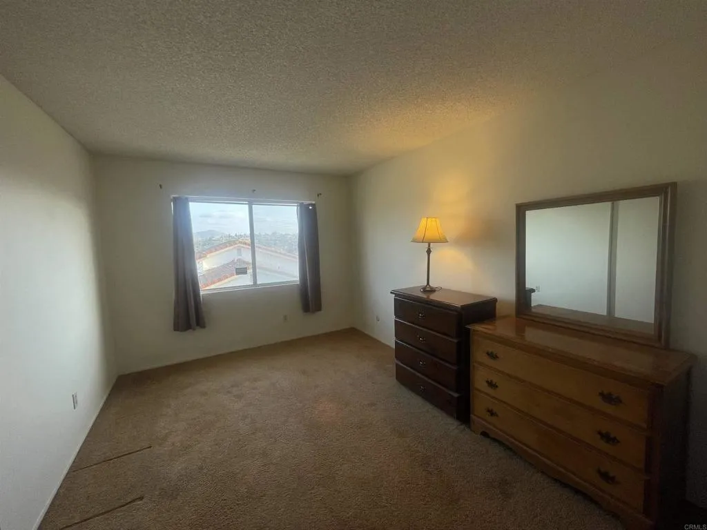 https://cdn.realtyfeed.com/cdn/127/306707429/88516fba51e2b29116f6ff4a952ce9b5.webp