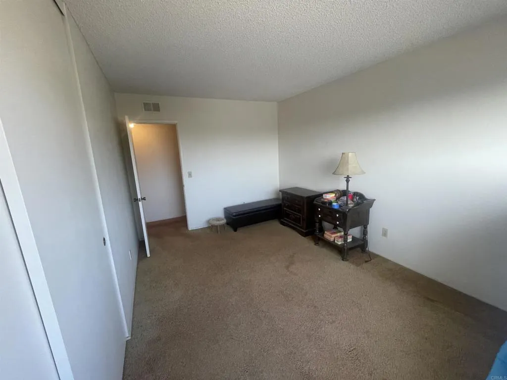 https://cdn.realtyfeed.com/cdn/127/306707429/f1bb61f06d22c6ce264ea6268fefea38.webp