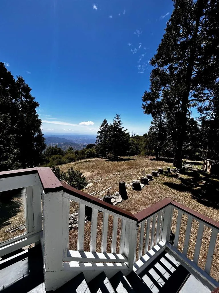 https://cdn.realtyfeed.com/cdn/127/306707441/f36df24e66e1b633bdc6b58f2d394cca.webp