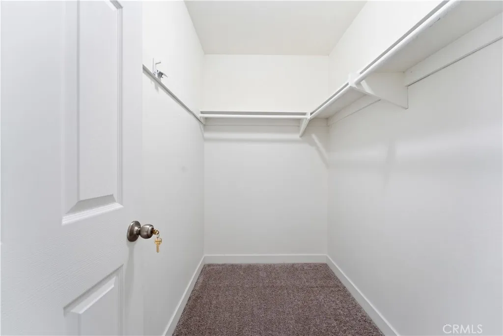 https://cdn.realtyfeed.com/cdn/127/306707442/d8946a740018ec423f8ca61c784e71c2.webp
