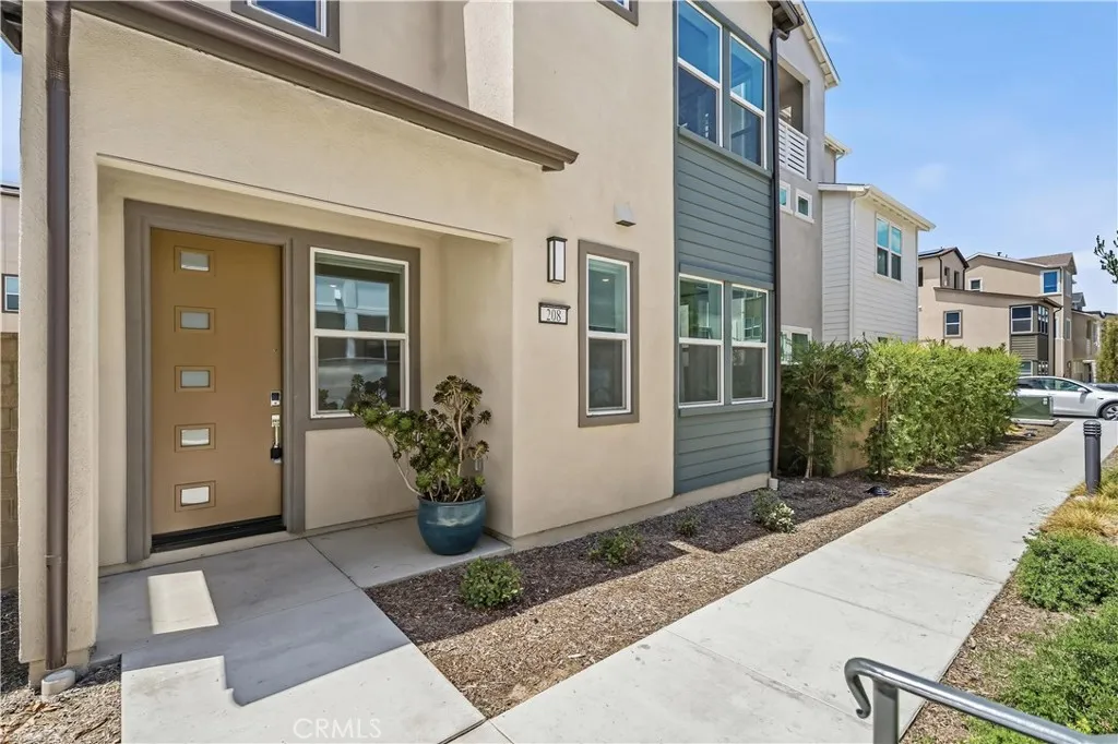Irvine, CA 92618