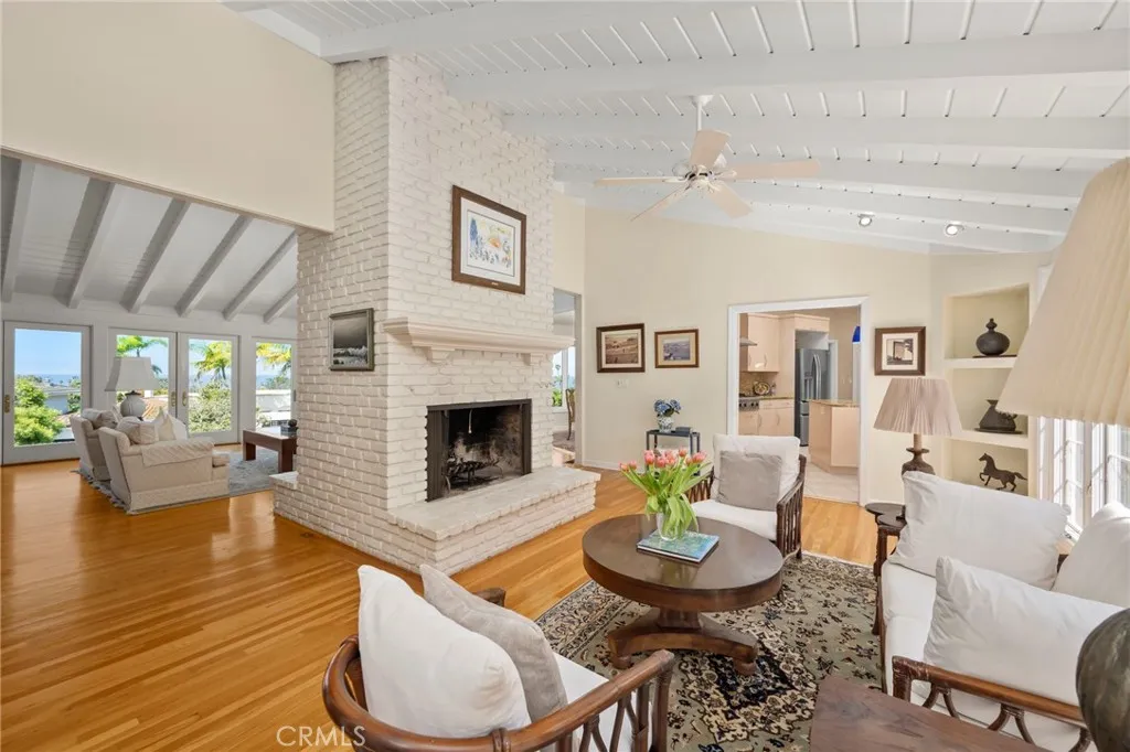 https://cdn.realtyfeed.com/cdn/127/306707503/15cb5558c2803d90299a545a9718c36a.webp