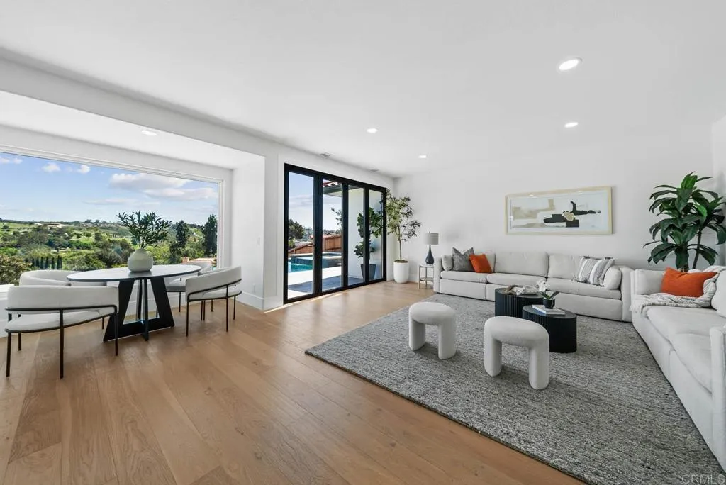 https://cdn.realtyfeed.com/cdn/127/306707516/2d447fb916c3e5abe7f5d61e23b23669.webp