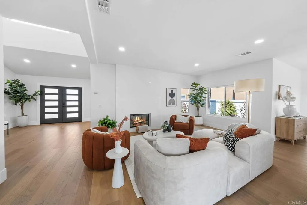 https://cdn.realtyfeed.com/cdn/127/306707516/d539fe7f98c15751f4bbae51e23ab945.webp