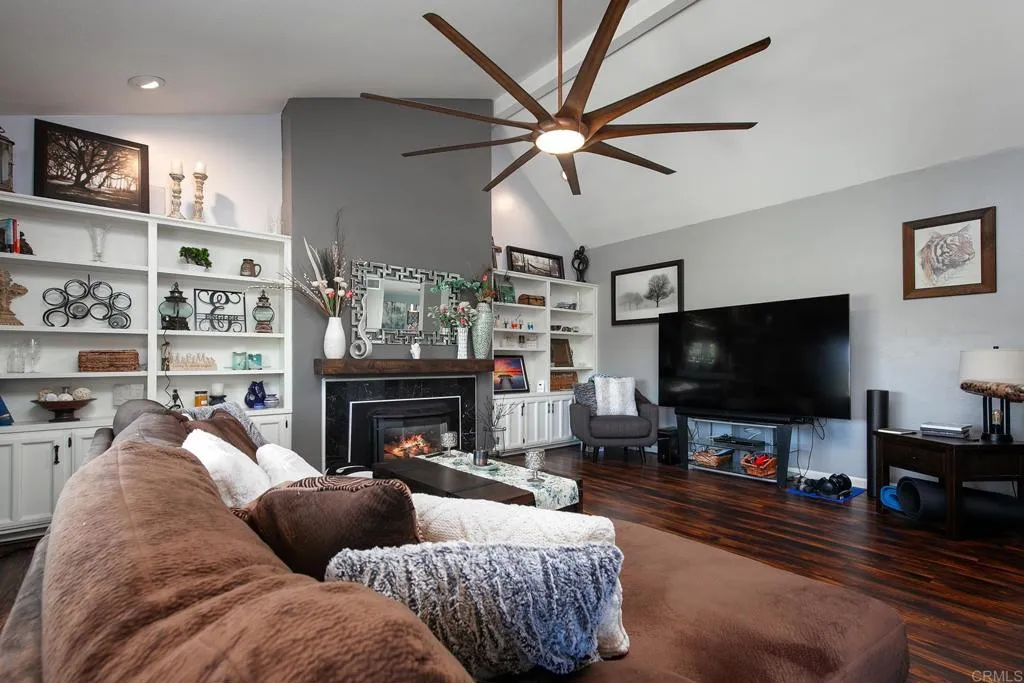 https://cdn.realtyfeed.com/cdn/127/306707559/5401783574474ef9864d821bca379897.webp