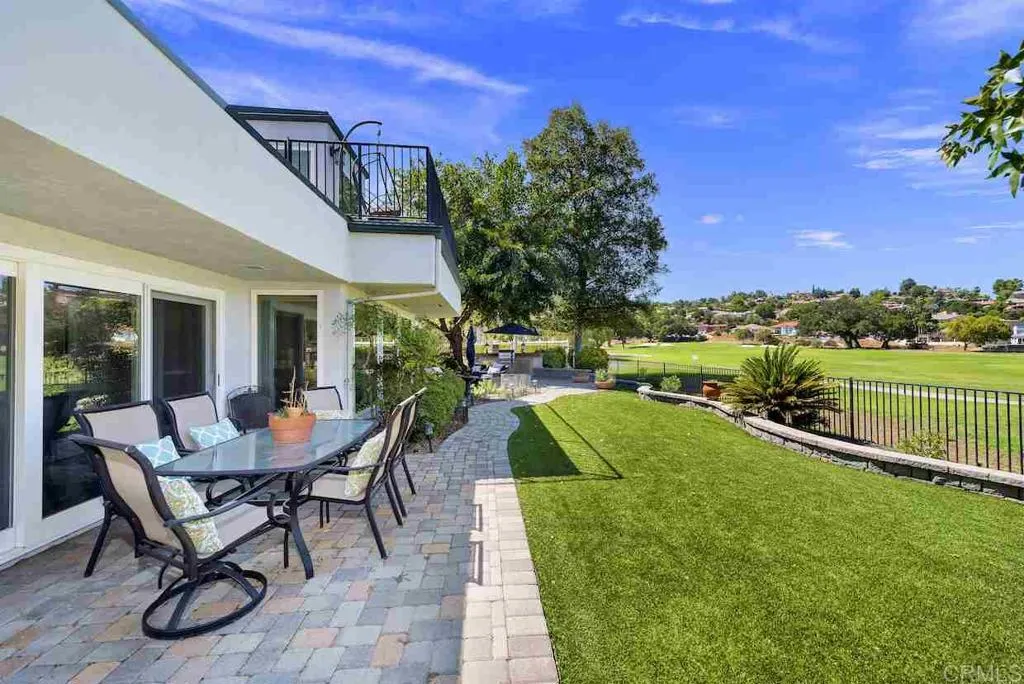 https://cdn.realtyfeed.com/cdn/127/306707559/935e711bf1a703a2a90127de99d5ab79.webp