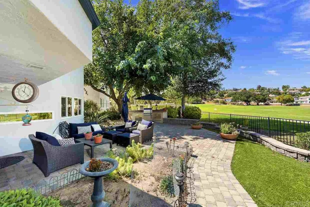 https://cdn.realtyfeed.com/cdn/127/306707559/aa66a80d32c1f5dbddeb823c5e6b8385.webp
