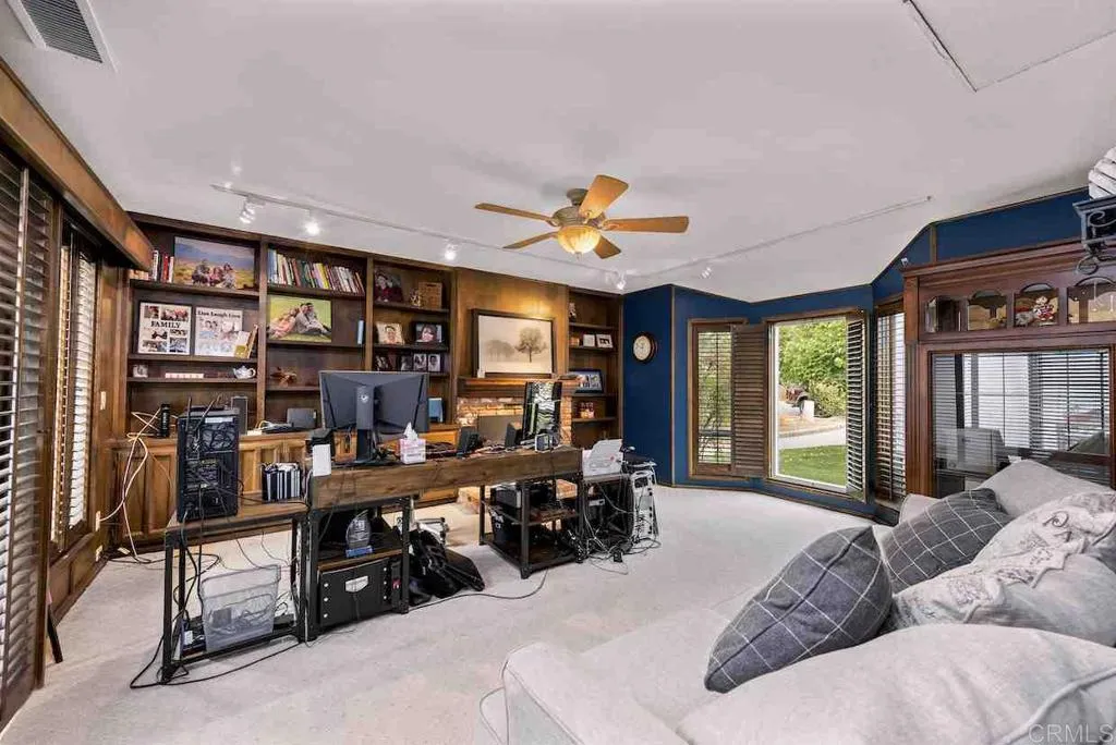 https://cdn.realtyfeed.com/cdn/127/306707559/e1084b1283525ccb7de10384f504bf7b.webp