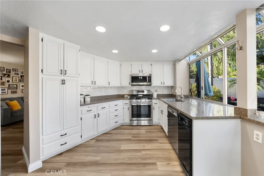 https://cdn.realtyfeed.com/cdn/127/306707563/1ef7ea513a1ed37cb07107a99cace722.webp