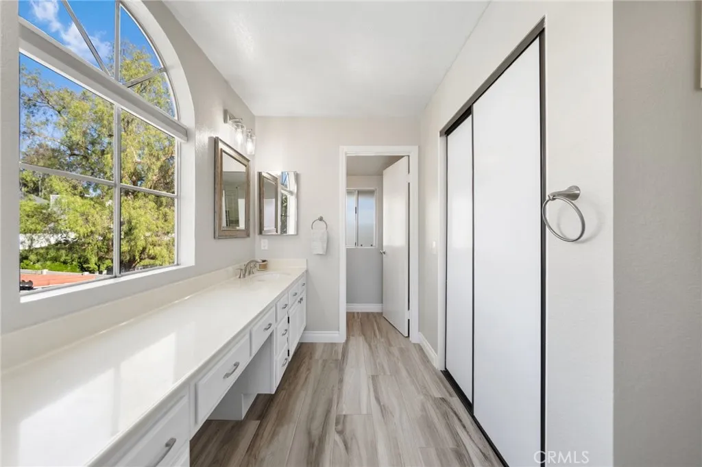 https://cdn.realtyfeed.com/cdn/127/306707563/970927f7cd63b3eda8f0b77617fd4d4a.webp