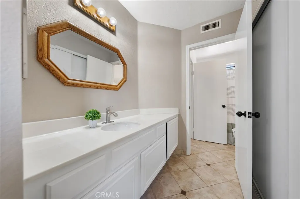 https://cdn.realtyfeed.com/cdn/127/306707563/c43ce1dc816b27946c0776faee47663a.webp