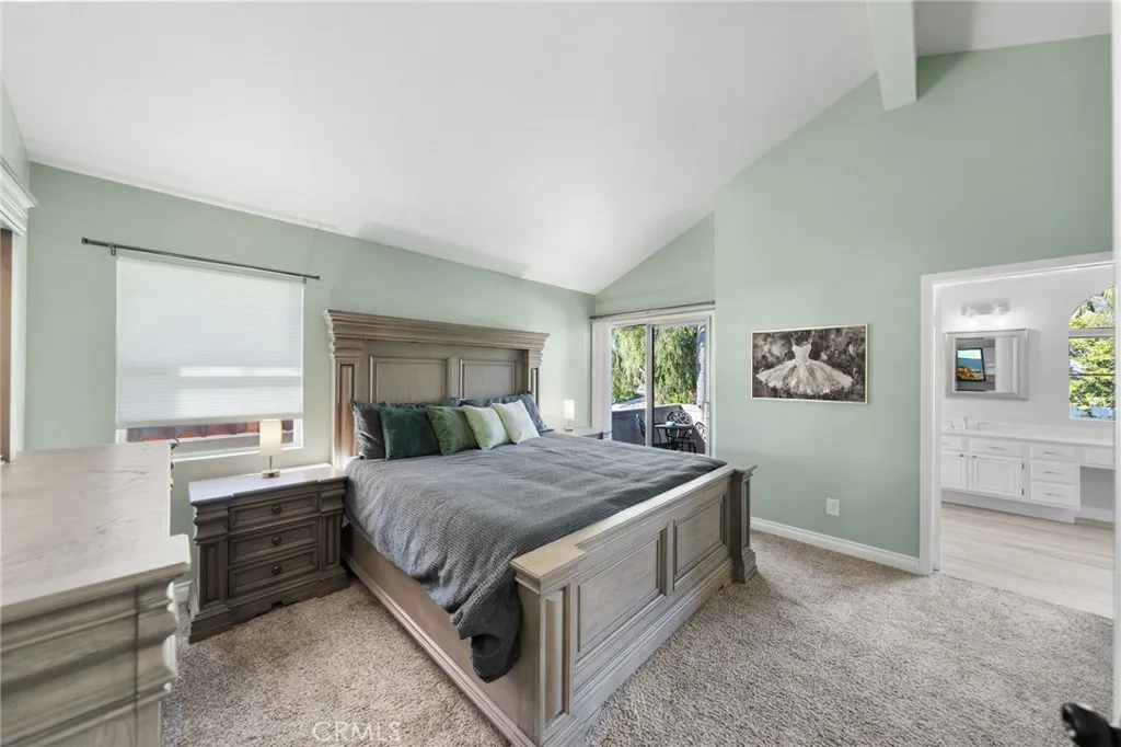https://cdn.realtyfeed.com/cdn/127/306707563/efce3c8b1872aa3bee39d9e97872aa51.webp