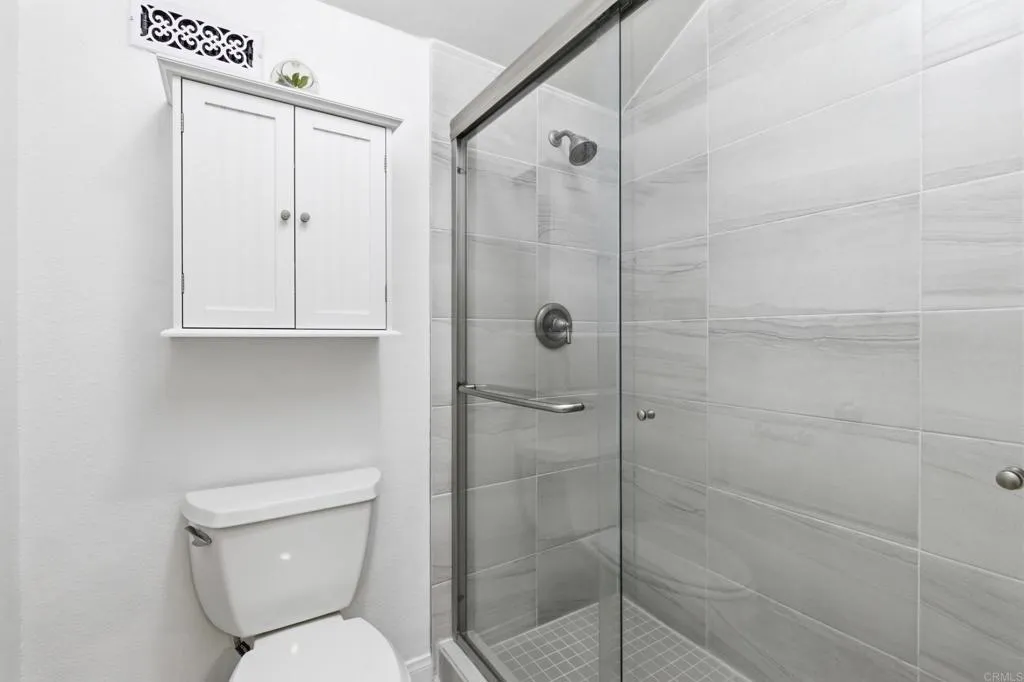 https://cdn.realtyfeed.com/cdn/127/306707617/369d2bf414bda63f6e0114b46d1b261c.webp