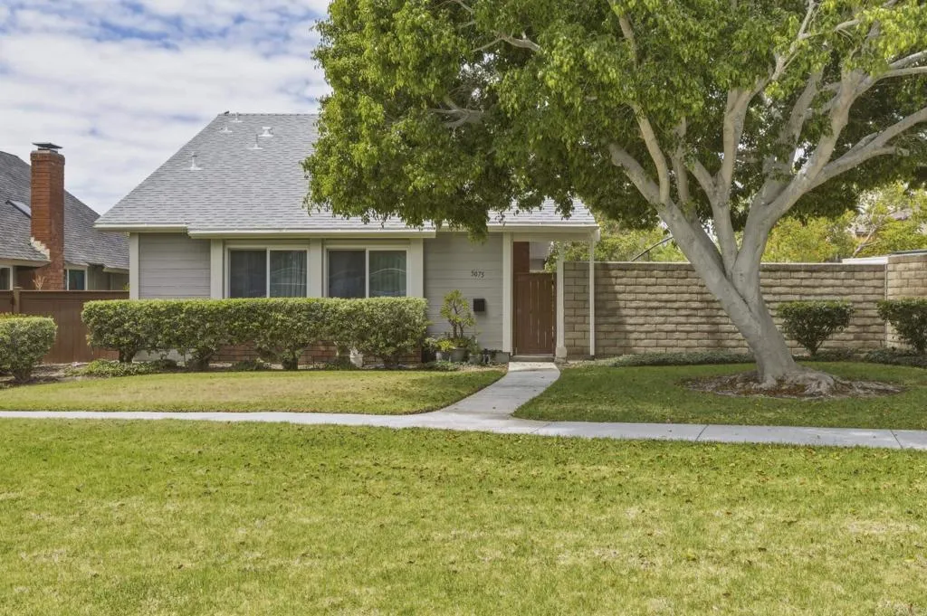 https://cdn.realtyfeed.com/cdn/127/306707617/3bb1d34d030d992459a8ec8987a15546.webp