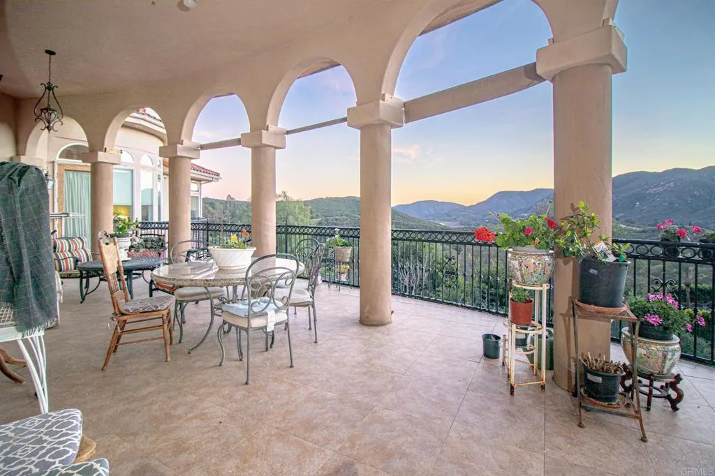 https://cdn.realtyfeed.com/cdn/127/306707654/2359b1af35a3356f37fe65505e44efac.webp