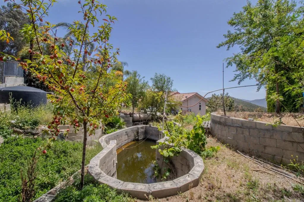 https://cdn.realtyfeed.com/cdn/127/306707654/7a15fd29a4cf5716d61d4c72ff6e59fe.webp
