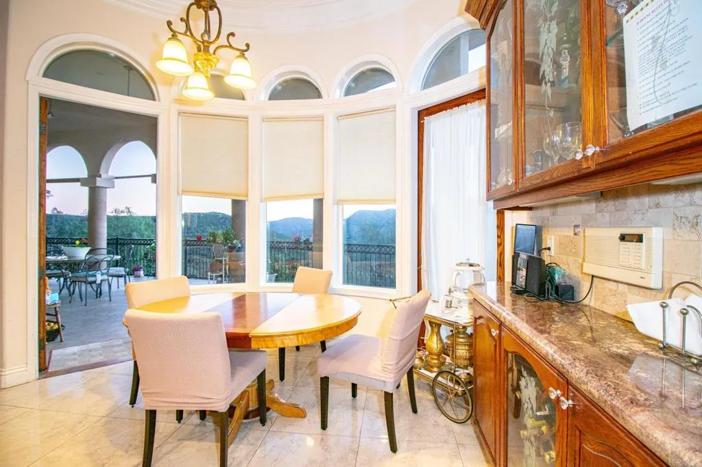 https://cdn.realtyfeed.com/cdn/127/306707654/9d533a1b224b6bf94d4c63b5520ebb8f.webp