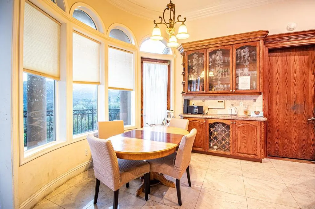 https://cdn.realtyfeed.com/cdn/127/306707654/ae80a1c17665f0fbd5fd925d6de38d70.webp
