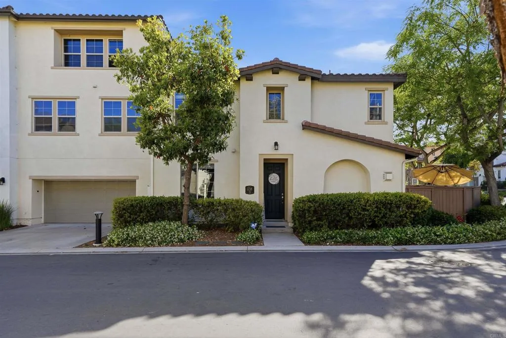 https://cdn.realtyfeed.com/cdn/127/306707664/5d6ac684c2069ccc4254c3d6c2eaac1a.webp