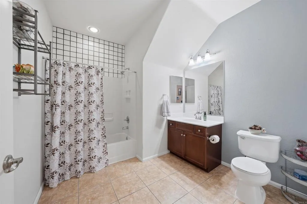 https://cdn.realtyfeed.com/cdn/127/306707664/b0da08f3ac9f96a803c1a5cbaf4101e3.webp