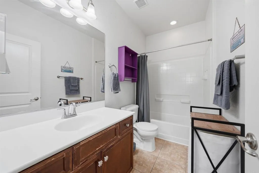 https://cdn.realtyfeed.com/cdn/127/306707664/ff4f5e583298355b4a82b8e93fef714d.webp