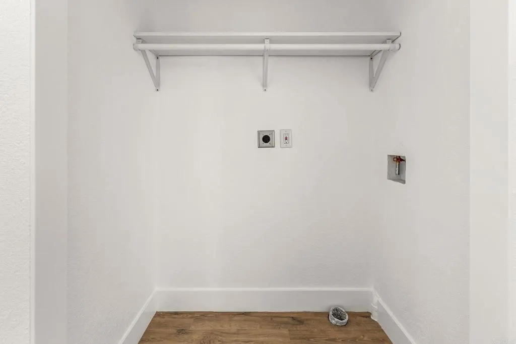 https://cdn.realtyfeed.com/cdn/127/306707679/2e7bd88c5a117503c78b2591da951c87.webp