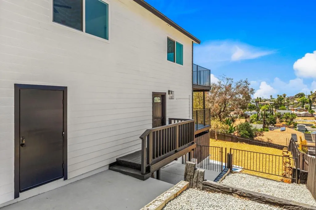 https://cdn.realtyfeed.com/cdn/127/306707679/4b3a2a9d713fe8adfdeb4b01c7b1908e.webp