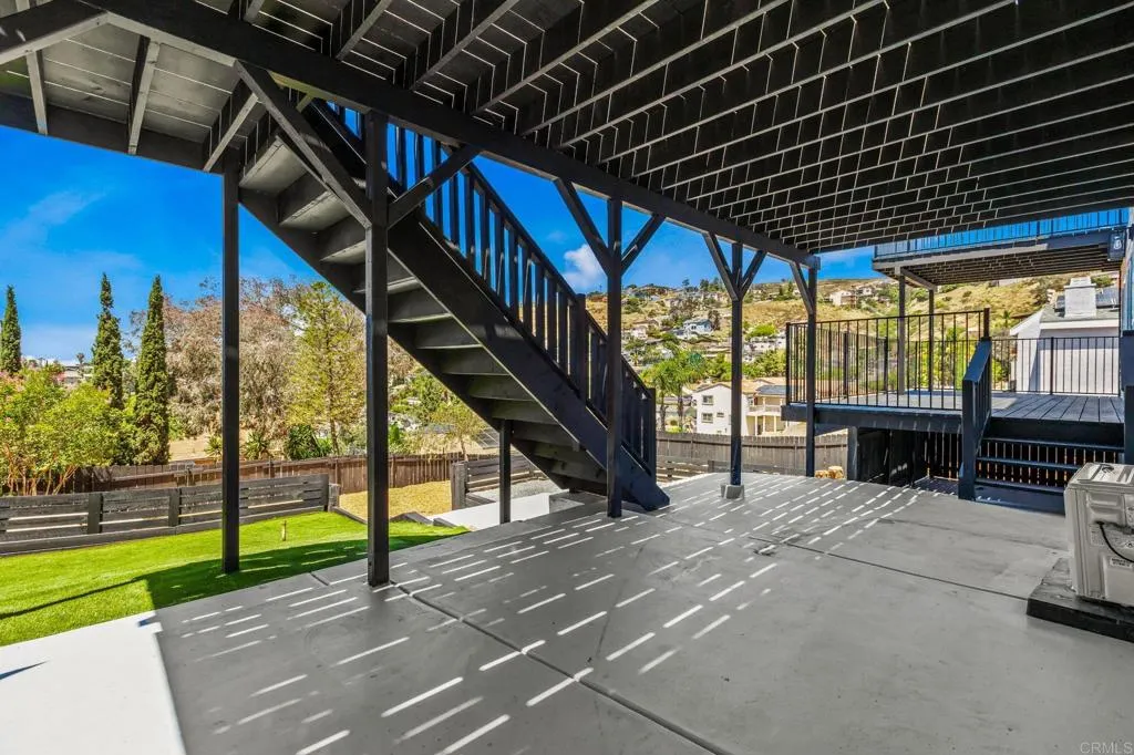 https://cdn.realtyfeed.com/cdn/127/306707679/8362317ee81e6fae7a47af87fa00645b.webp