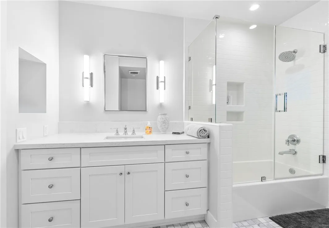 817 Main Street, Huntington Beach, CA, 92648