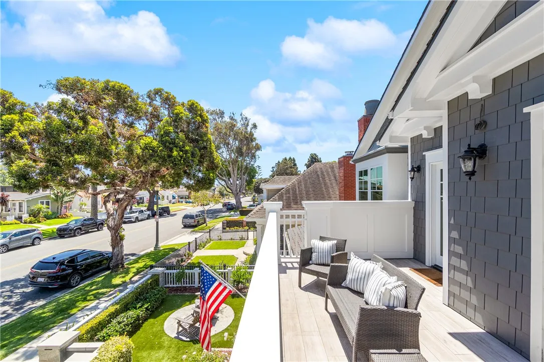 817 Main Street, Huntington Beach, CA, 92648