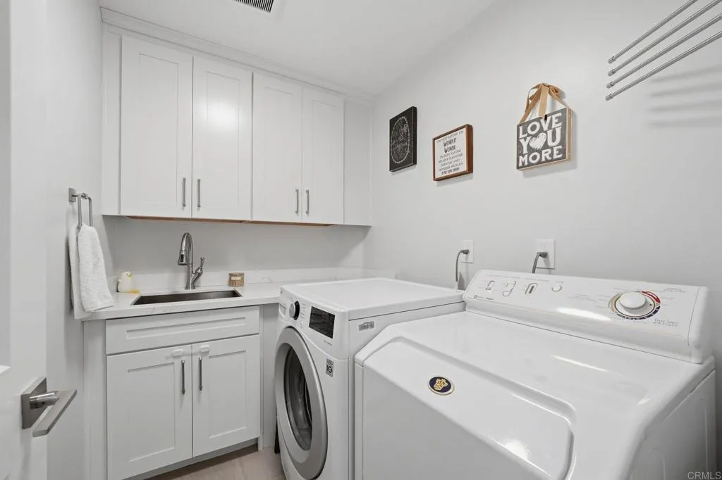 https://cdn.realtyfeed.com/cdn/127/306707711/ea0e1cf92f7382bced0d11c0ee144c58.webp