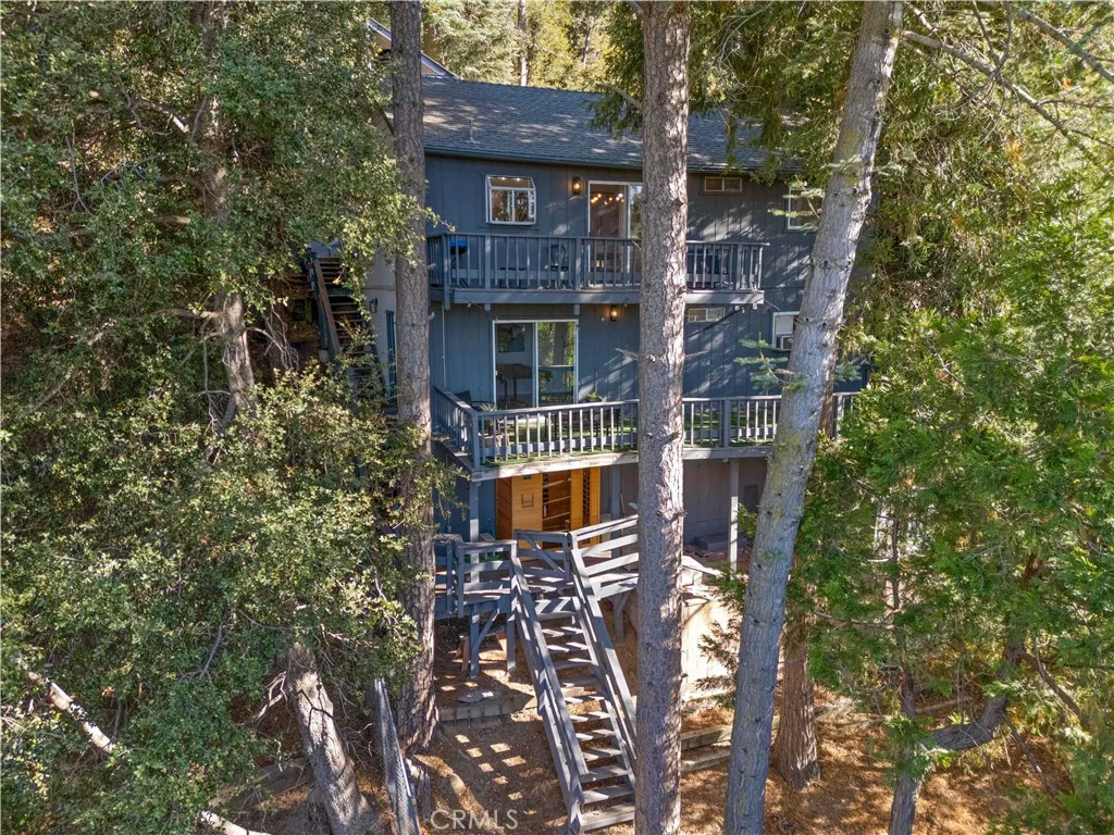 Crestline, CA 92325