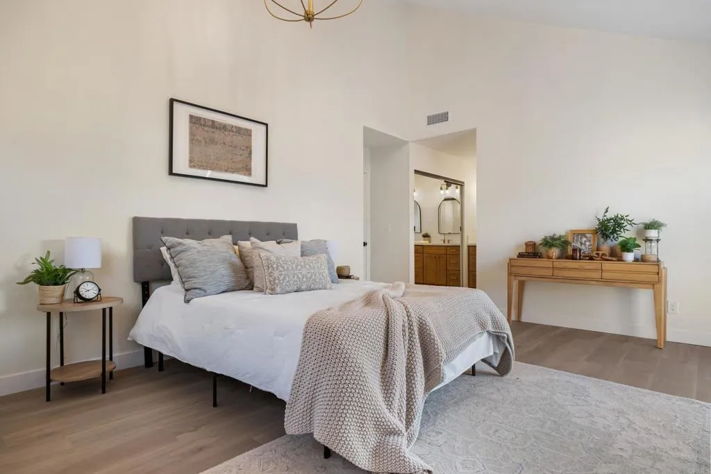 https://cdn.realtyfeed.com/cdn/127/306707713/35a4c5f9120f3618093f50a27bfe7446.webp