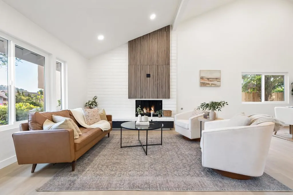 https://cdn.realtyfeed.com/cdn/127/306707713/5b5b6ebe01efbbc400541fee91e97318.webp