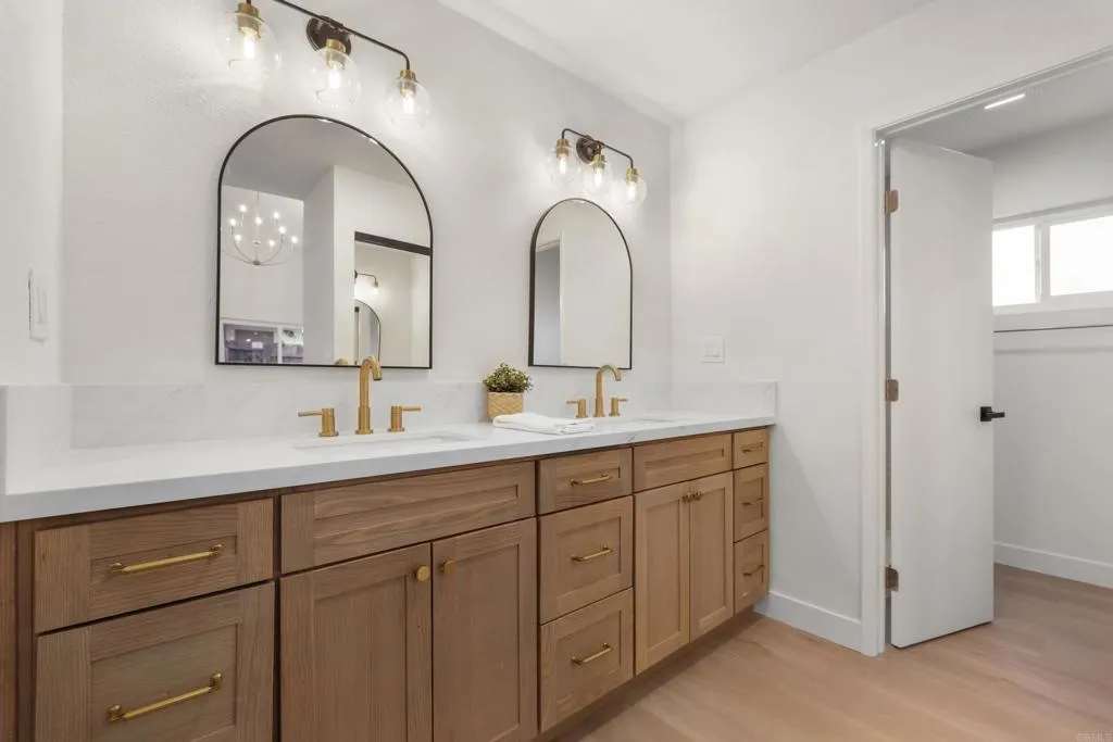 https://cdn.realtyfeed.com/cdn/127/306707713/c48f656b9ab5e583ce05ea8300f20d9a.webp