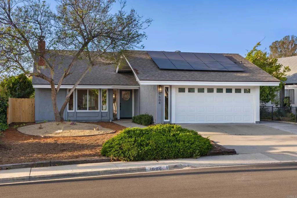 https://cdn.realtyfeed.com/cdn/127/306707713/f57f1d739dce77c48afc27bdd56377f1.webp