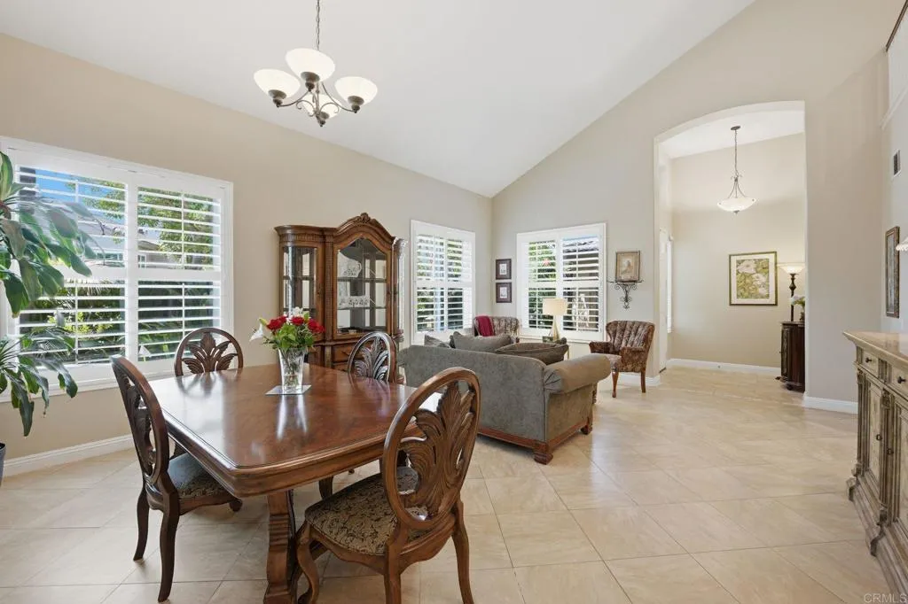 https://cdn.realtyfeed.com/cdn/127/306707715/2267cb9610d8ae626c4c02d6f0750b6a.webp