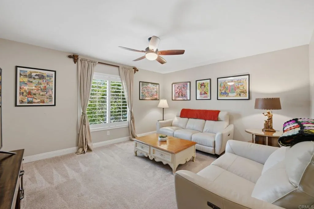 https://cdn.realtyfeed.com/cdn/127/306707715/2c72453020f8dd52c026dc1fd851f912.webp
