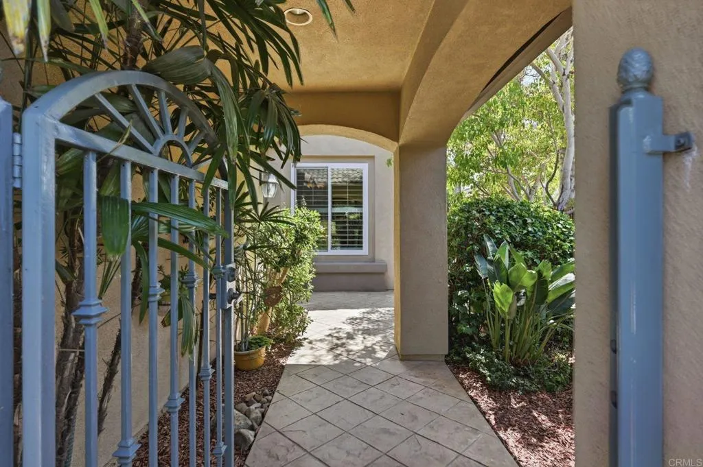 https://cdn.realtyfeed.com/cdn/127/306707715/c82d2e103ae6a7141e1519ec9e51190a.webp