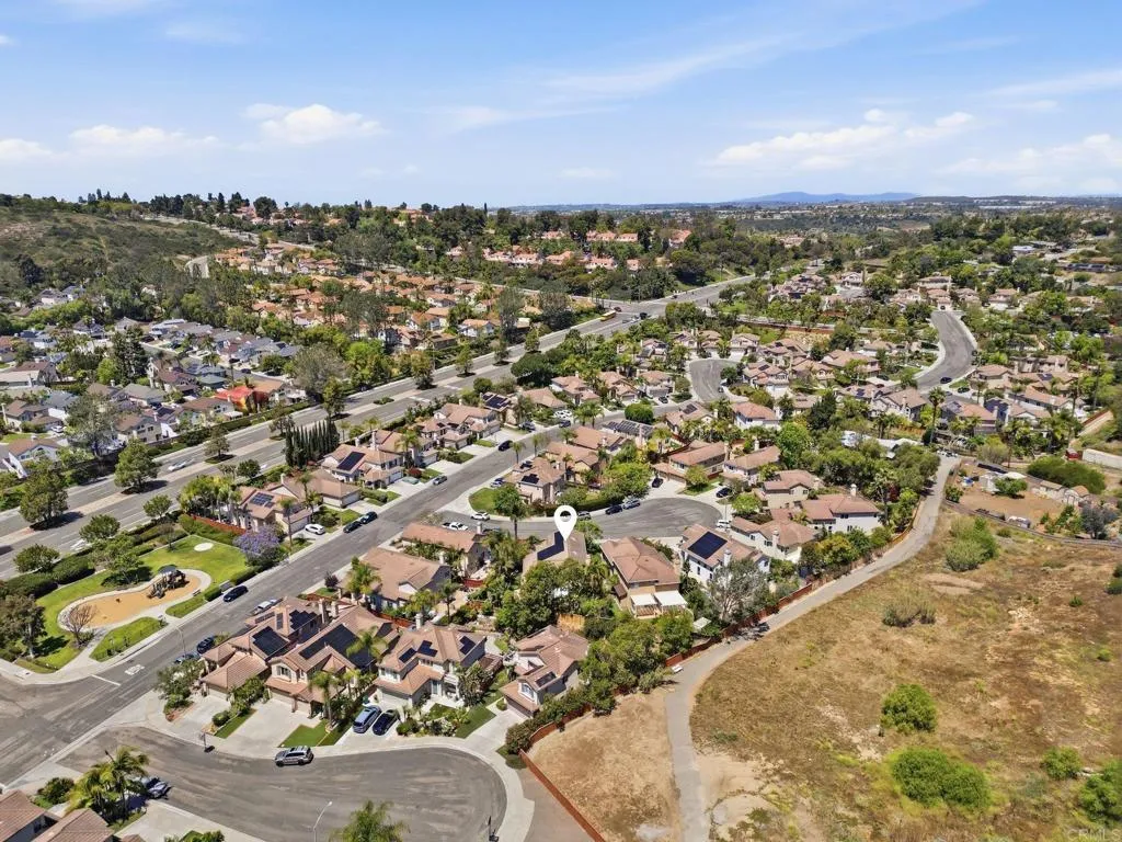 https://cdn.realtyfeed.com/cdn/127/306707715/d9eb0e9a6db0ca5f832c687c72f8833a.webp