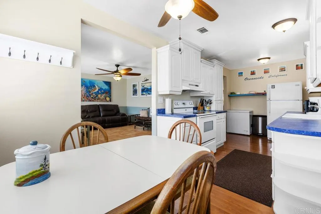 https://cdn.realtyfeed.com/cdn/127/306707729/80418976a006bf37223e7846a1cb2594.webp
