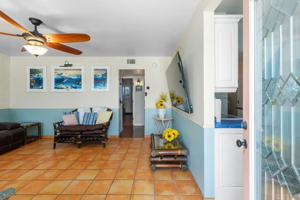 https://cdn.realtyfeed.com/cdn/127/306707729/93501e1b2e47cbd4eaca607fee58c91f.webp