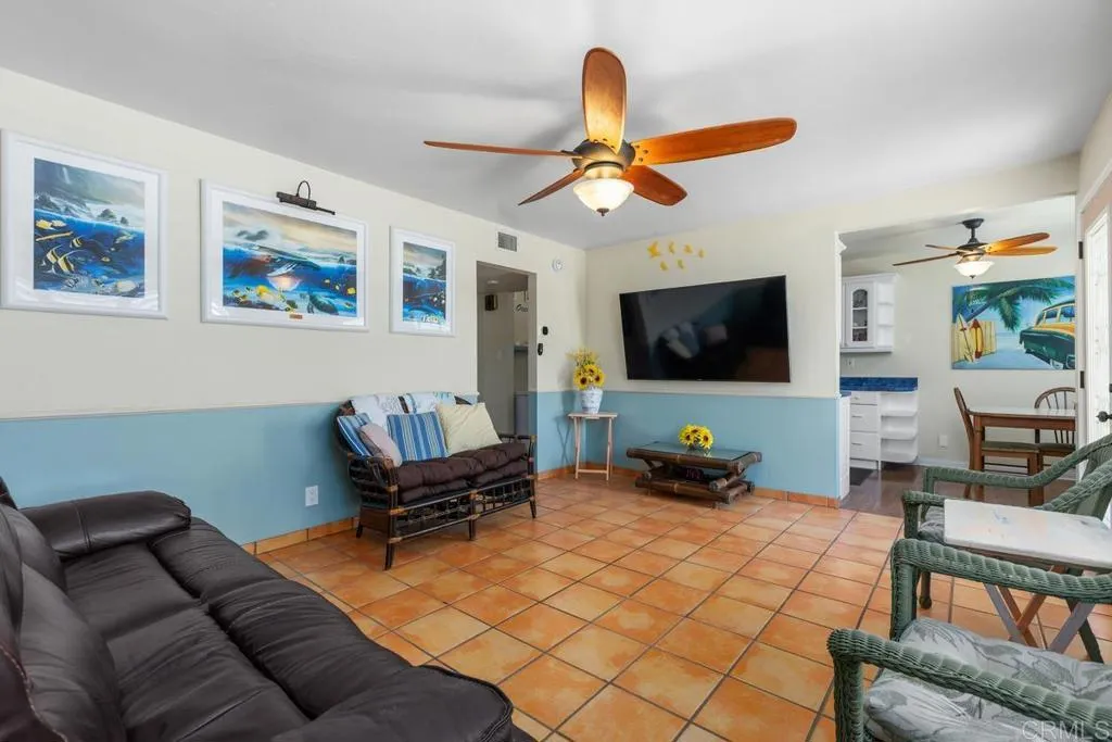 https://cdn.realtyfeed.com/cdn/127/306707729/a1858603eed9c305110889a94f7d2643.webp